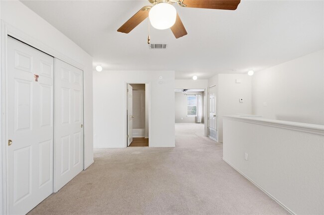 Building Photo - 14704 Yora Dr