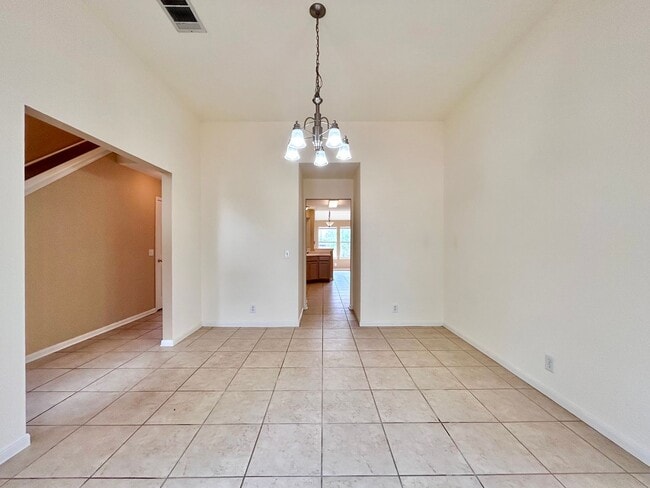 Building Photo - 1601 Waterfall Ave