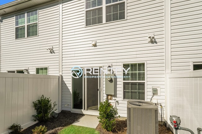 Building Photo - 1949 Autumn Mist Dr