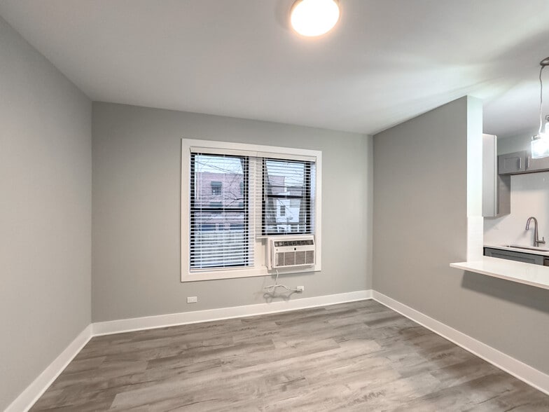 Building Photo - 373 Hazel Ave