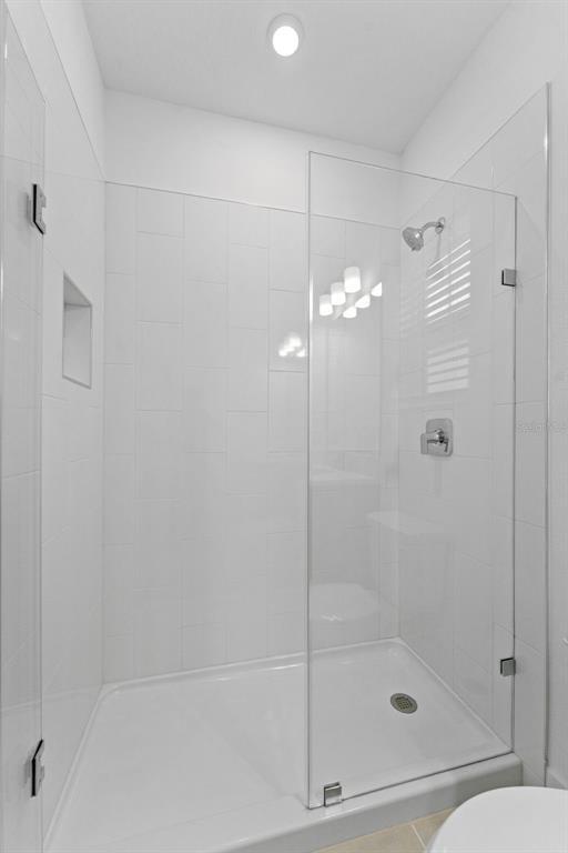 Building Photo - 1922 W Fig St