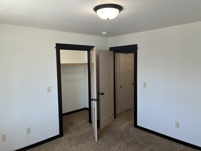Building Photo - 2286 Gallatin Green Blvd