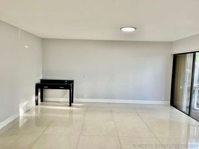 Building Photo - 3555 NW 91st Ln