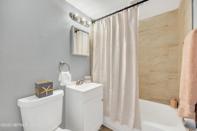 Building Photo - 1232 Hamilton St