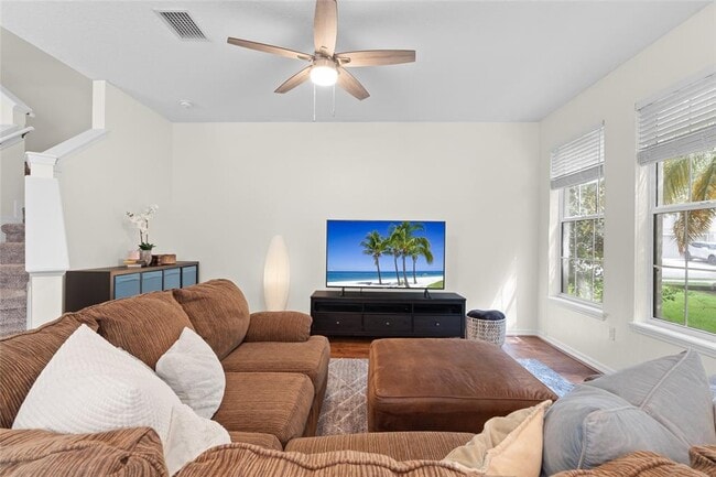 Building Photo - 6714 Breezy Palm Dr