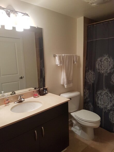 Building Photo - 475 K St NW