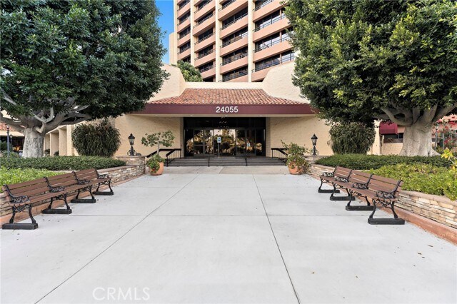 Building Photo - 24055 Paseo Del Lago