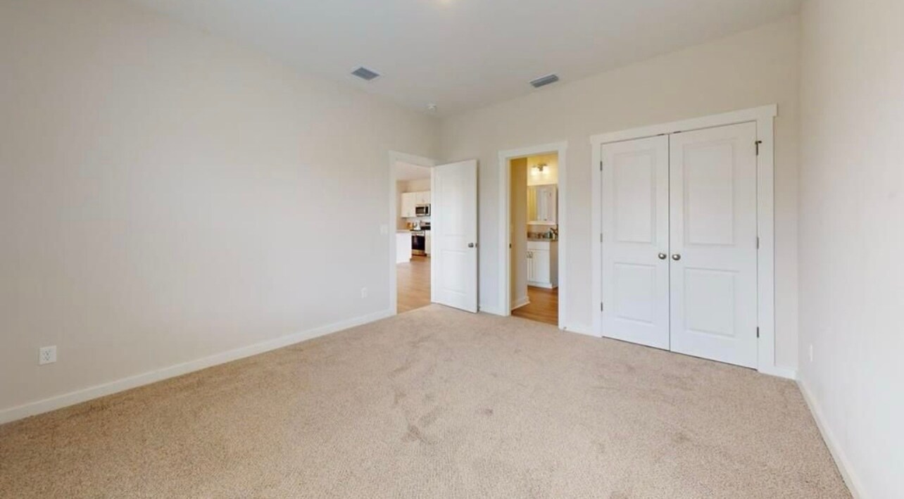 Guest Bedroom - 2416 Blue Daze Ave