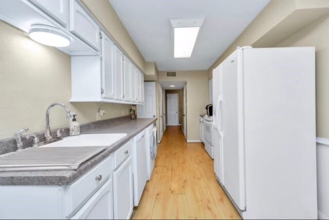 Building Photo - 530 N Post Oak Ln