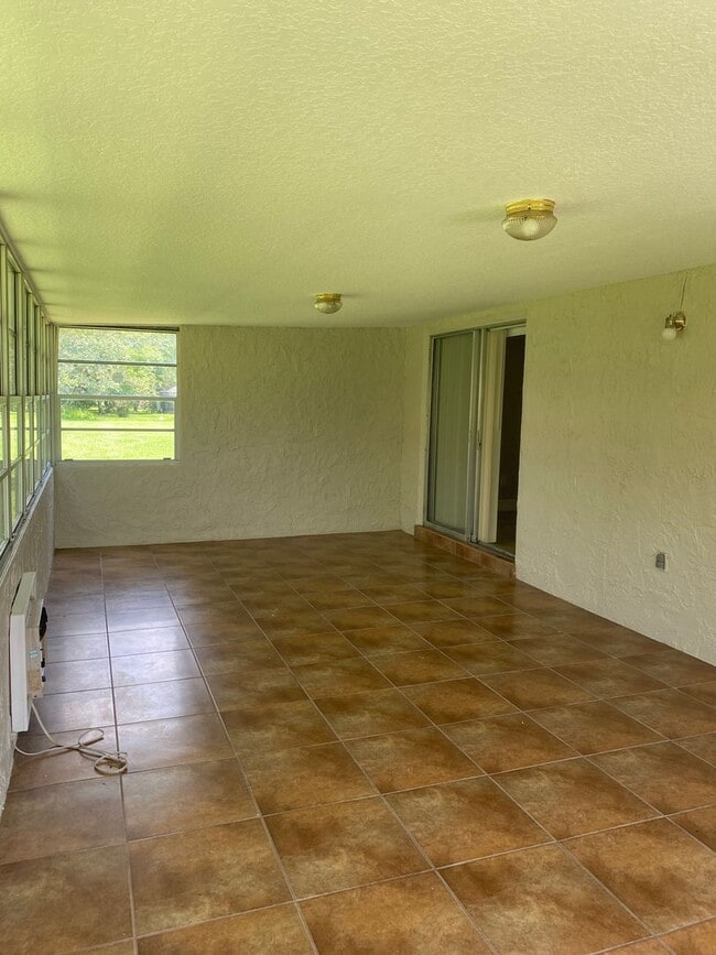 Building Photo - Single family home in  Williamsburg, Montp...