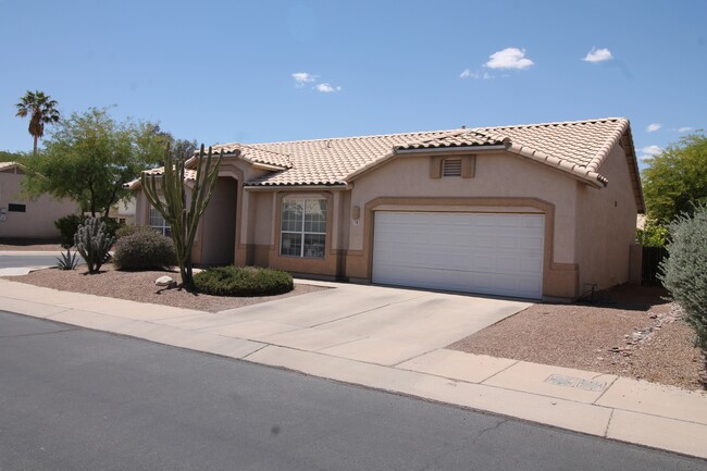 Building Photo - 7138 W Rivulet Dr