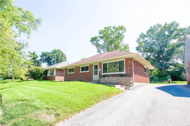 Building Photo - 1120 Collingwood Dr