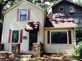 Primary Photo - 820 N Jackson St