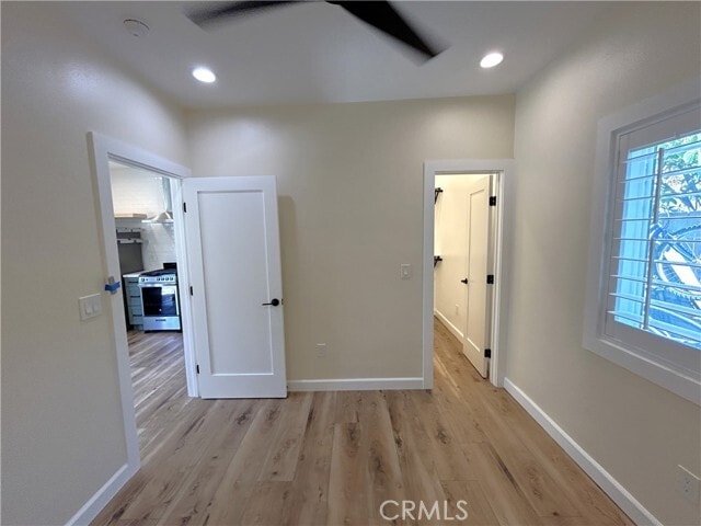 Building Photo - 247 W Woodland Oaks Dr