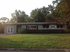 Building Photo - 3525 Wellington Rd