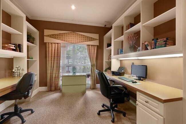 Building Photo - 2032 Alta Meadows Ln