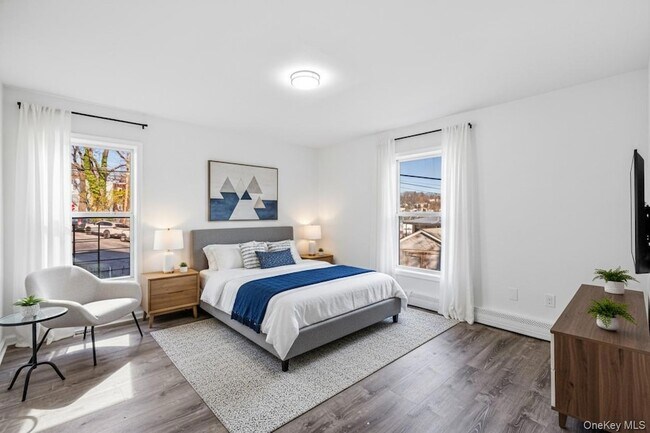 Building Photo - 198 Woodland Ave