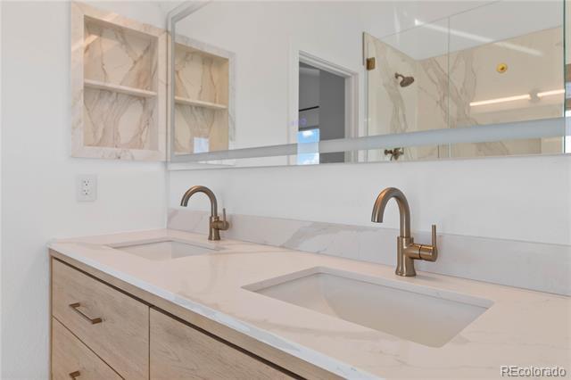 Building Photo - 10763 Pikeview Ln