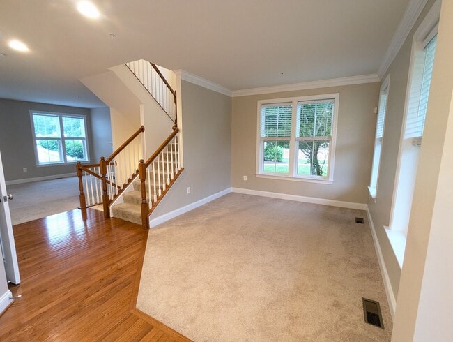 Building Photo - STUNNING Single Family Home in Brunswick C...