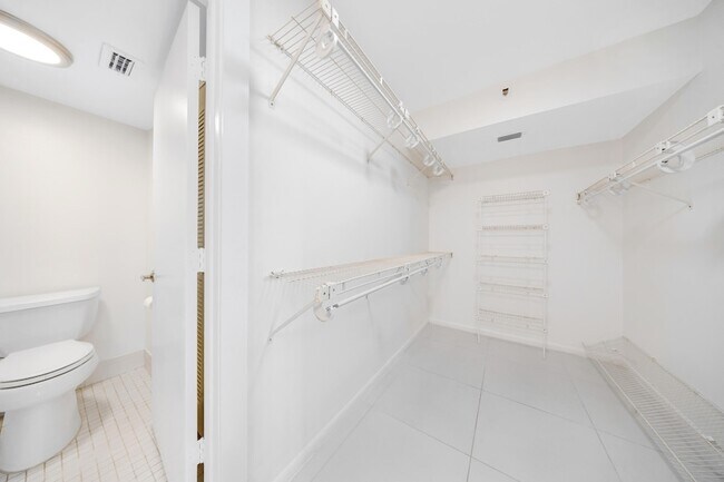 Building Photo - 2217 Cypress Island Dr