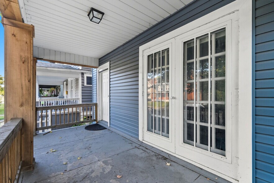 Building Photo - 904 Studer Ave