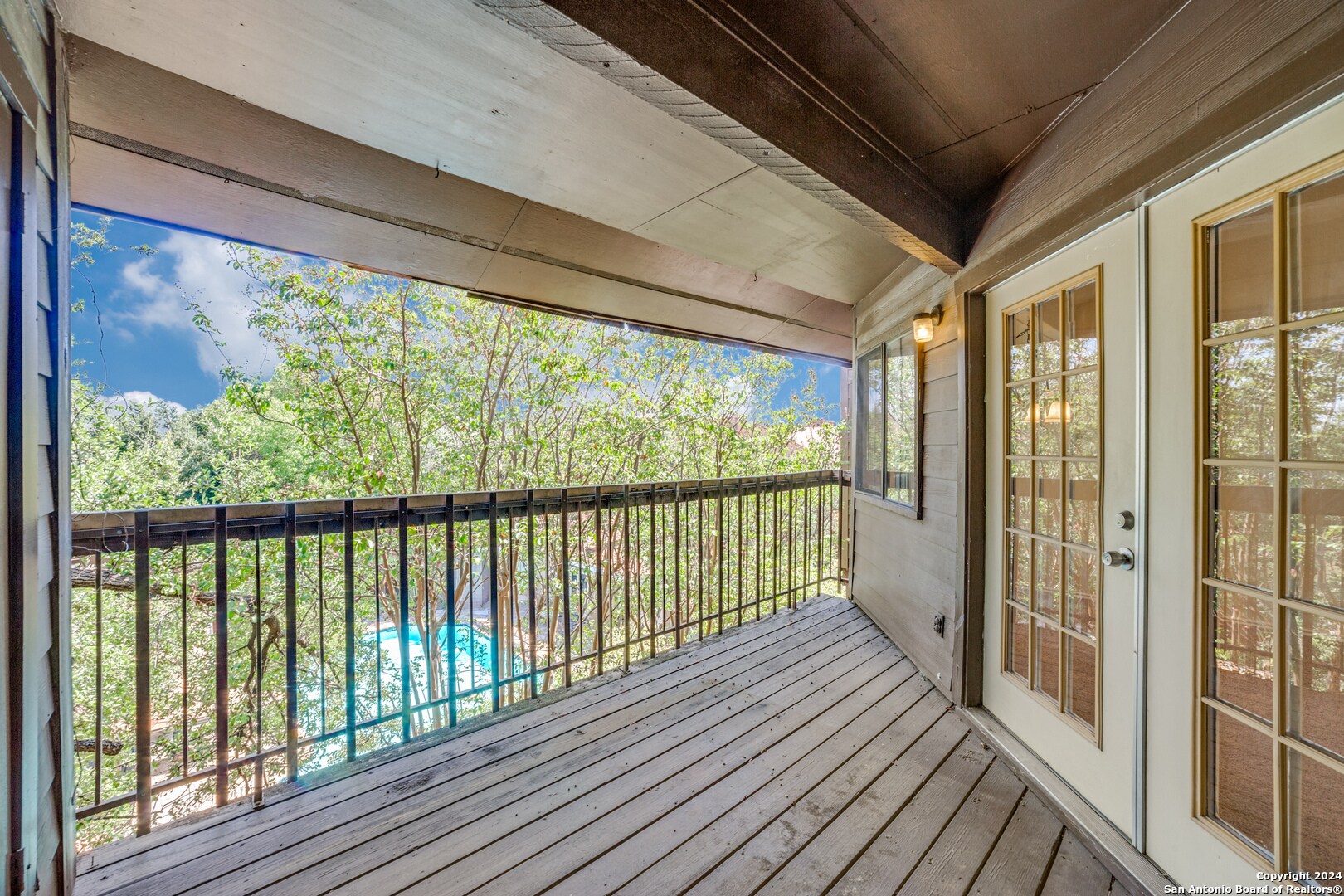 Building Photo - 8611 Datapoint Dr