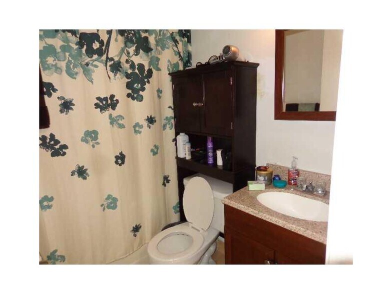 Building Photo - 7120 NW 179th St