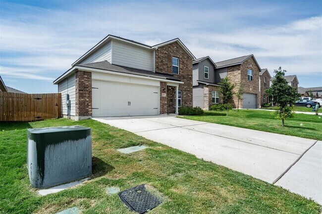 Building Photo - 128 Maywood Ln