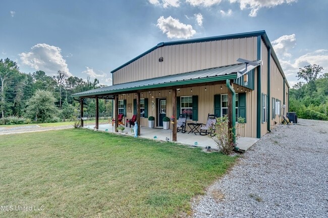 Building Photo - 1998 MS-16