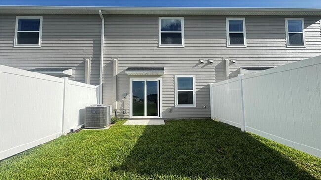 Building Photo - 4957 SW 83rd Pl