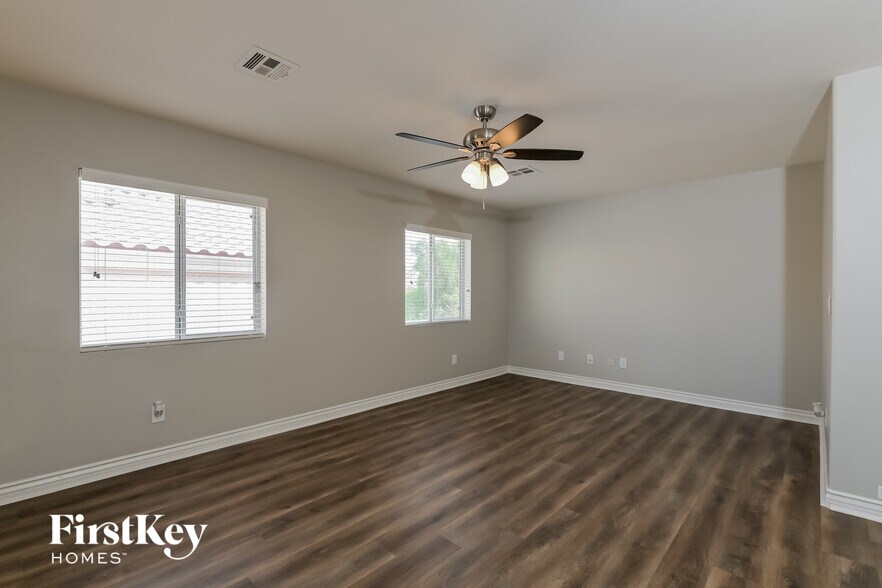 Building Photo - 2462 Wrangler Walsh Ln