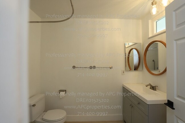 Building Photo - 829 N Elmwood St