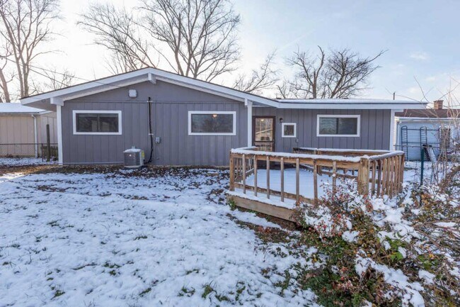 Building Photo - 3798 Rutledge Dr