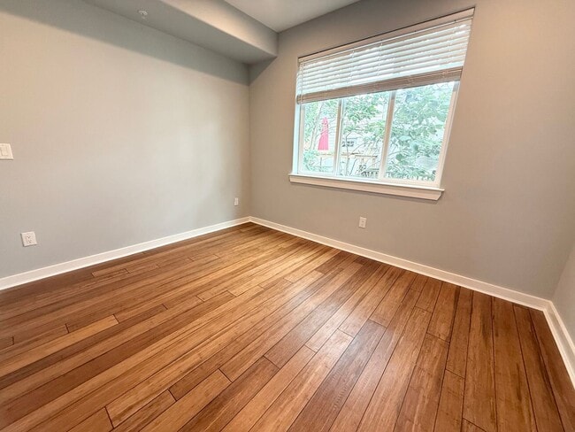 Building Photo - 2923 Gerritt St
