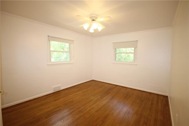 Building Photo - 1735 Moonstone Ct