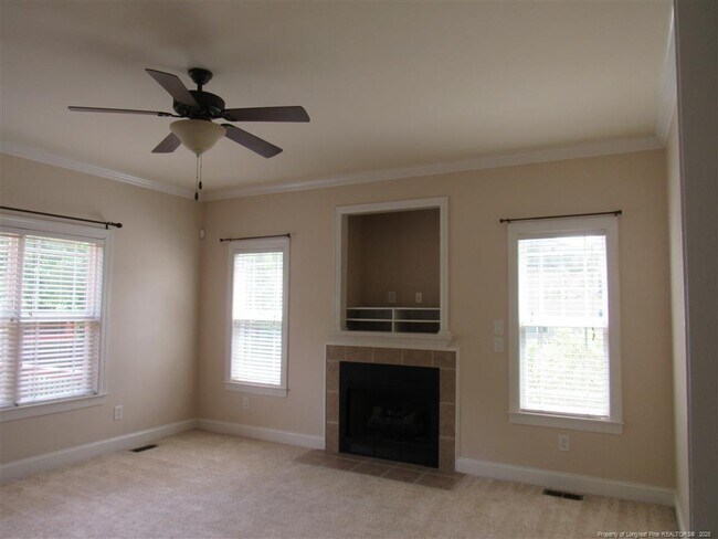 Building Photo - 7260 Sandcastle Ln
