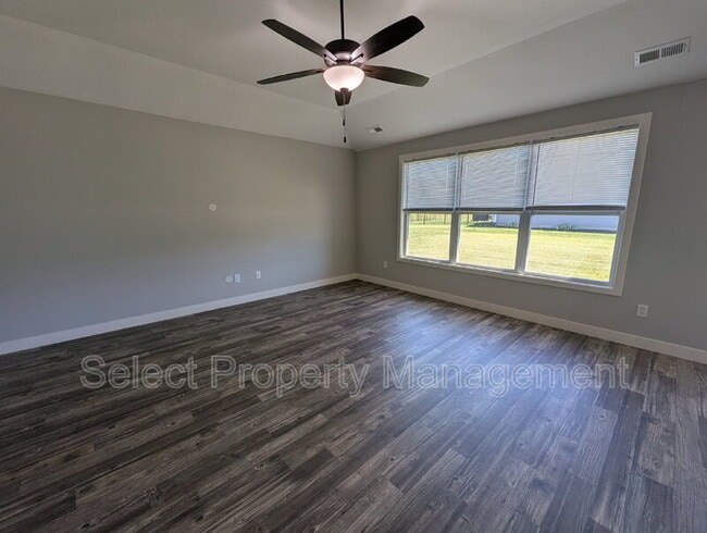 Building Photo - 1408 Sacred Oak Ct