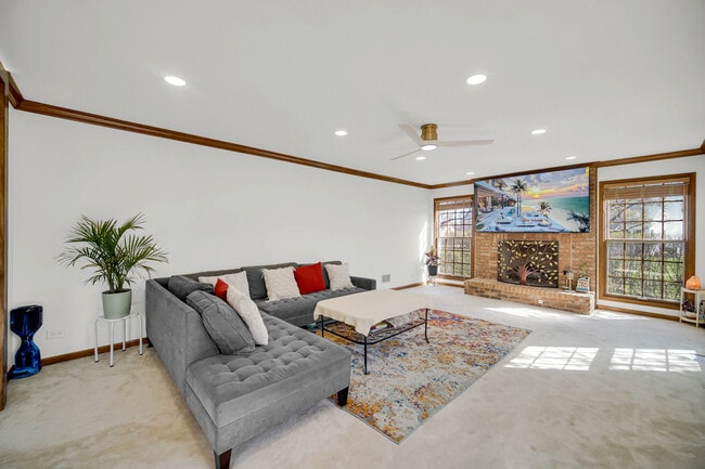 Building Photo - 2872 Whispering Oaks Ct