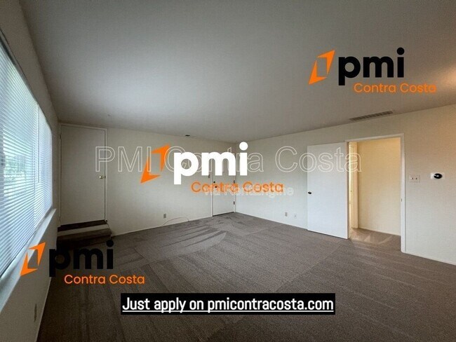 Building Photo - 933 Jackson St