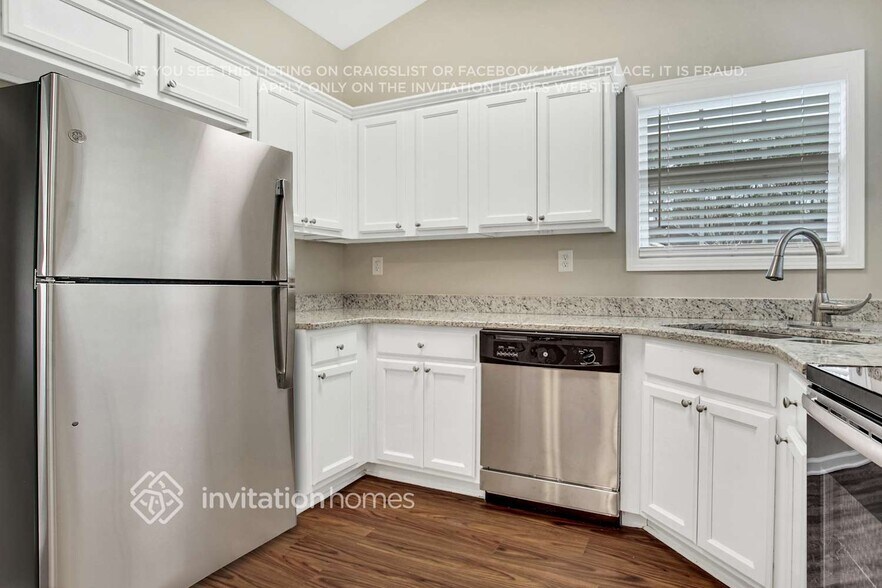 Building Photo - 9170 Jefferson Ave SW