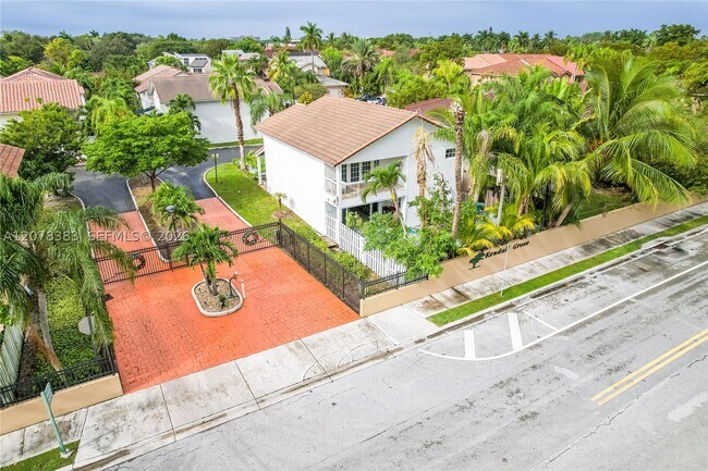 Building Photo - 8909 SW 108th St