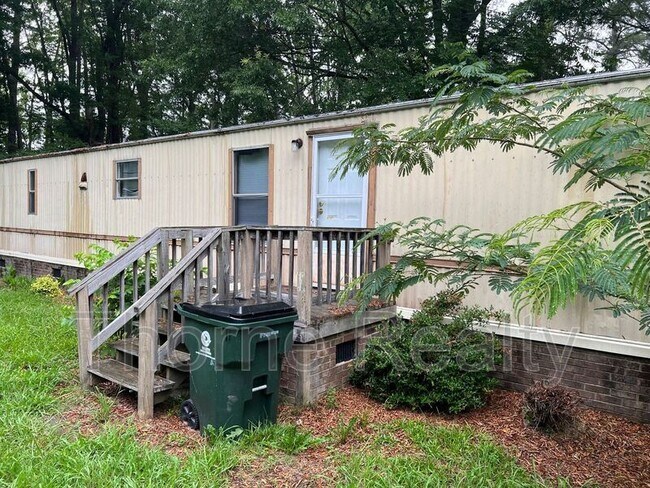 Primary Photo - 502 W Pitt St
