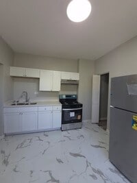 Building Photo - Two Bedroom Unit