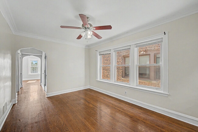 Building Photo - 10724 S Ave C