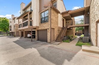 Building Photo - 336 Melrose Dr