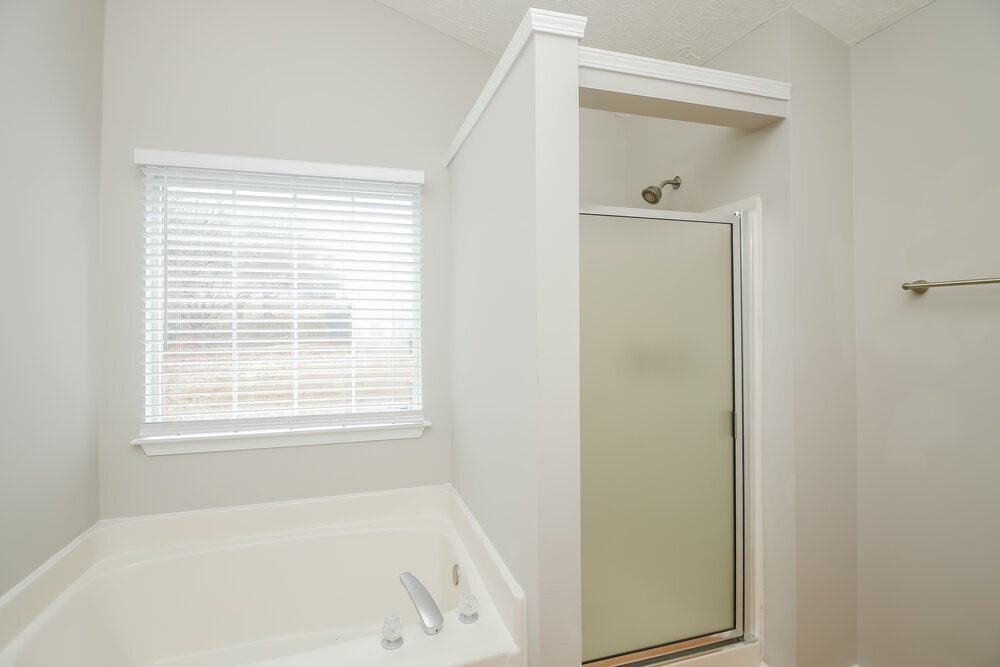 Building Photo - 7065 Springgrove Ct