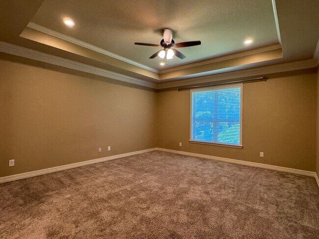 Building Photo - 11248 Fox Trail