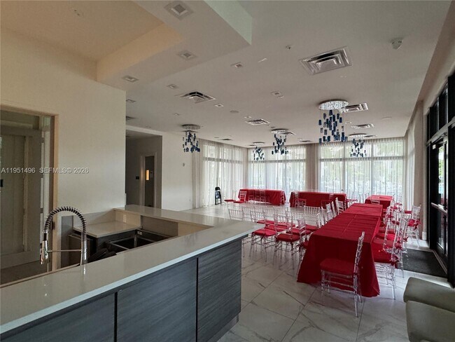 Building Photo - 8363 NW 41st St