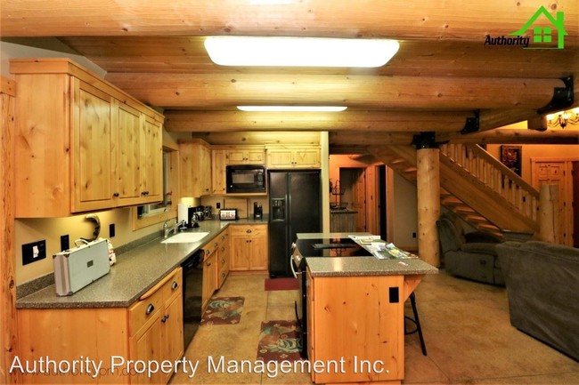 Building Photo - 19750 Solus Campground Rd