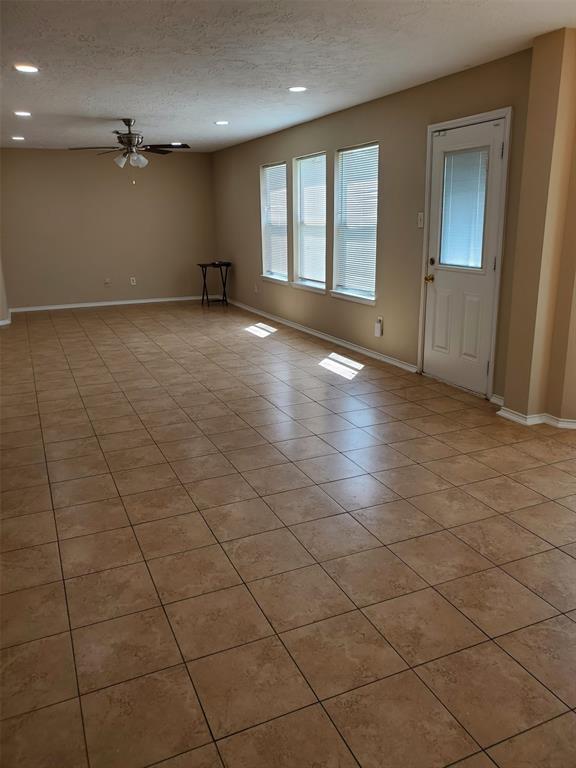 Building Photo - 16315 Lynn Crest Ct
